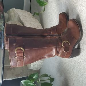 Boc boots
